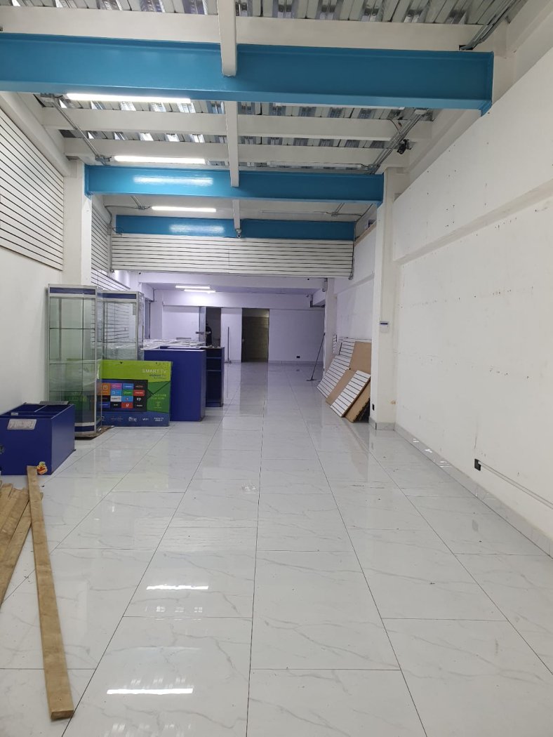 Alquiler local y bodega comercial, 2 plantas San José centro - foto 4
