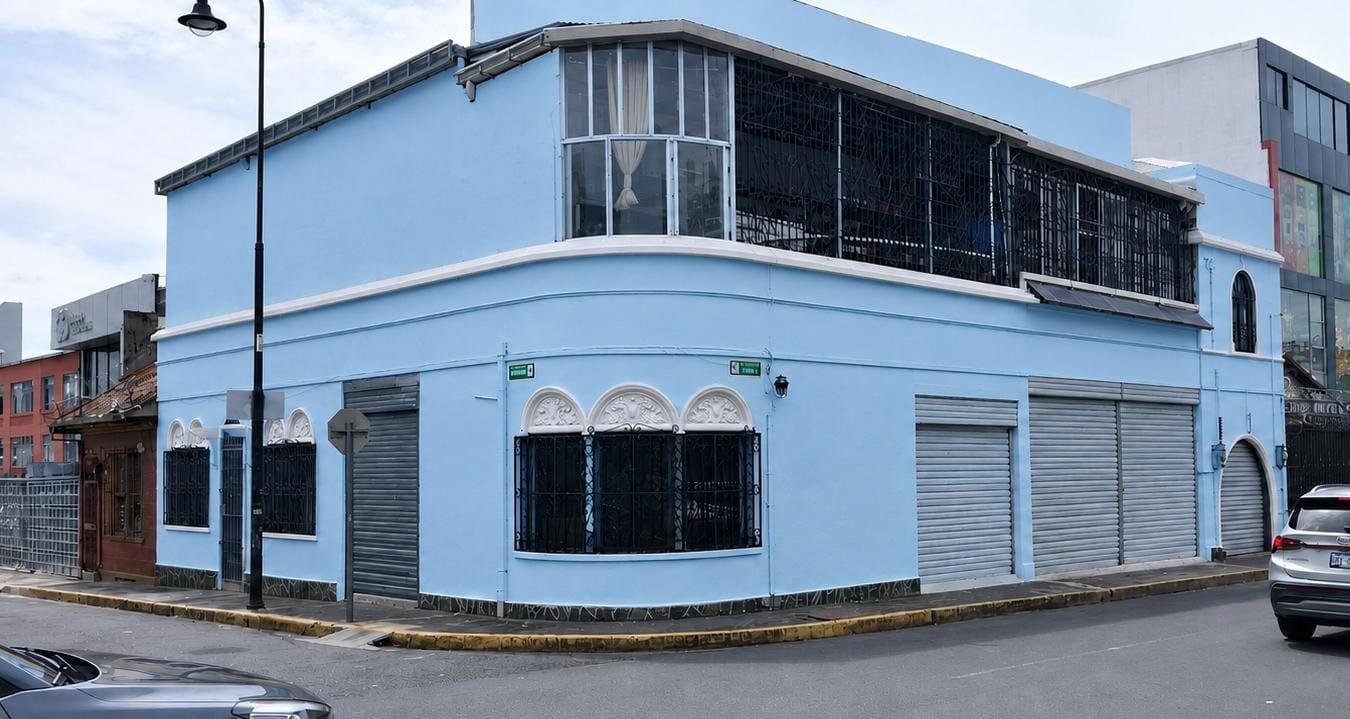 Local comercial San José, entre Ave 2 y Ave 2A 300m2